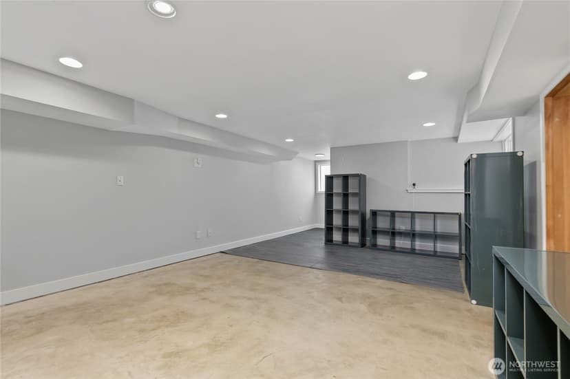 Property photo for 5306 Beach Drive SW, Seattle photo 24