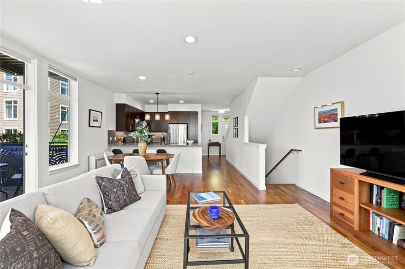 Property photo for 130 Harbor Square Loop NE #H1, Bainbridge Island photo 2