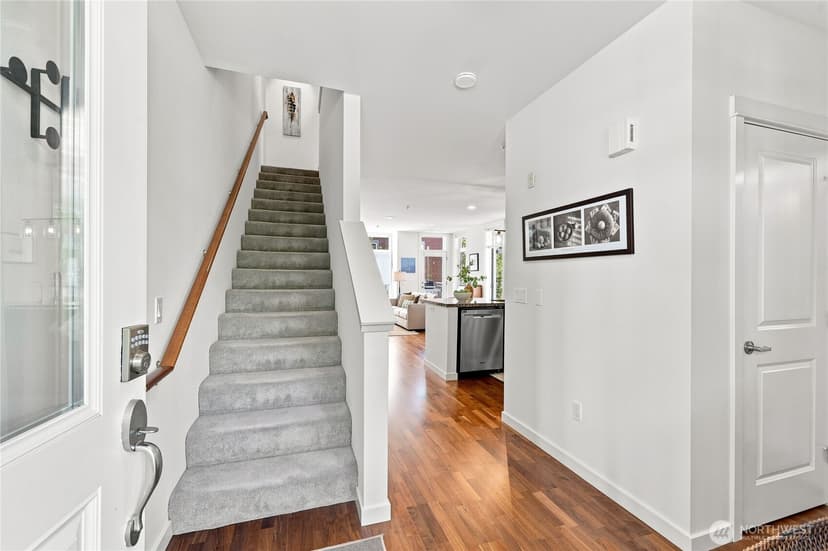 Property photo for 130 Harbor Square Loop NE #H1, Bainbridge Island photo 14