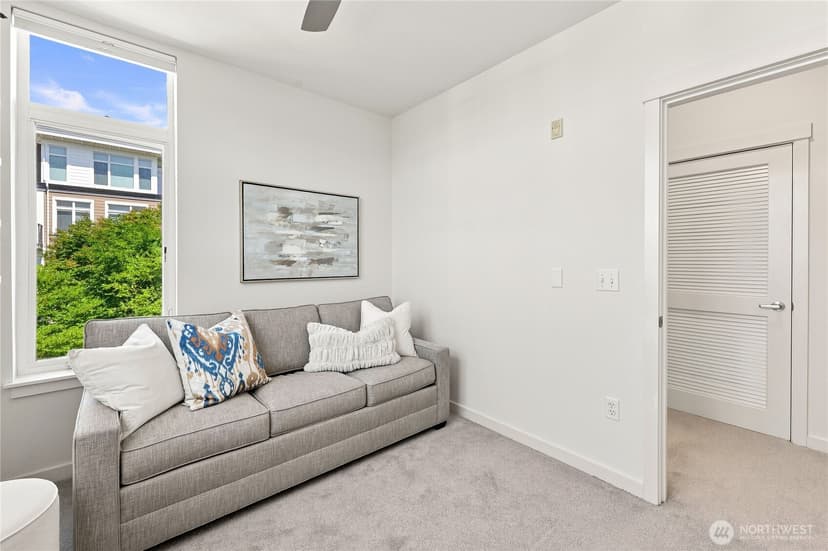 Property photo for 130 Harbor Square Loop NE #H1, Bainbridge Island photo 25