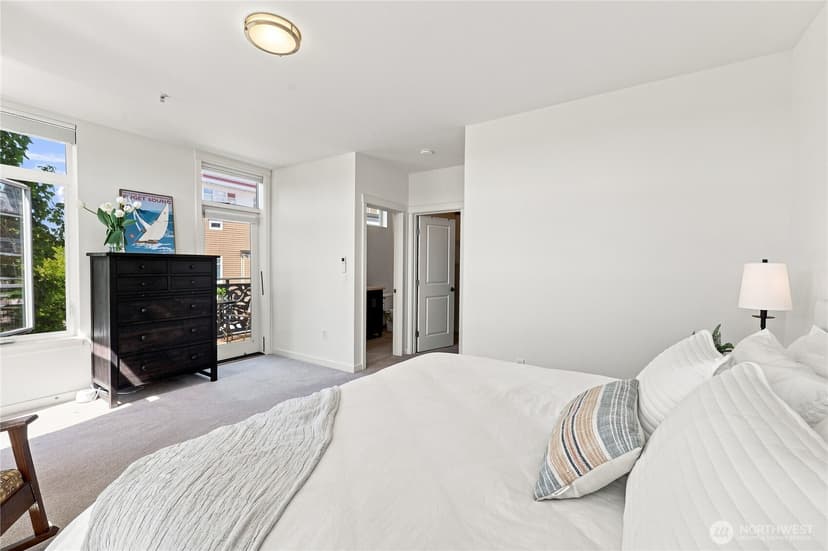 Property photo for 130 Harbor Square Loop NE #H1, Bainbridge Island photo 17