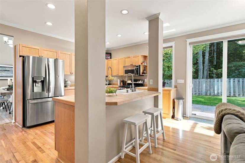 Property photo for 27402 Maple Ridge Way SE, Maple Valley photo 10