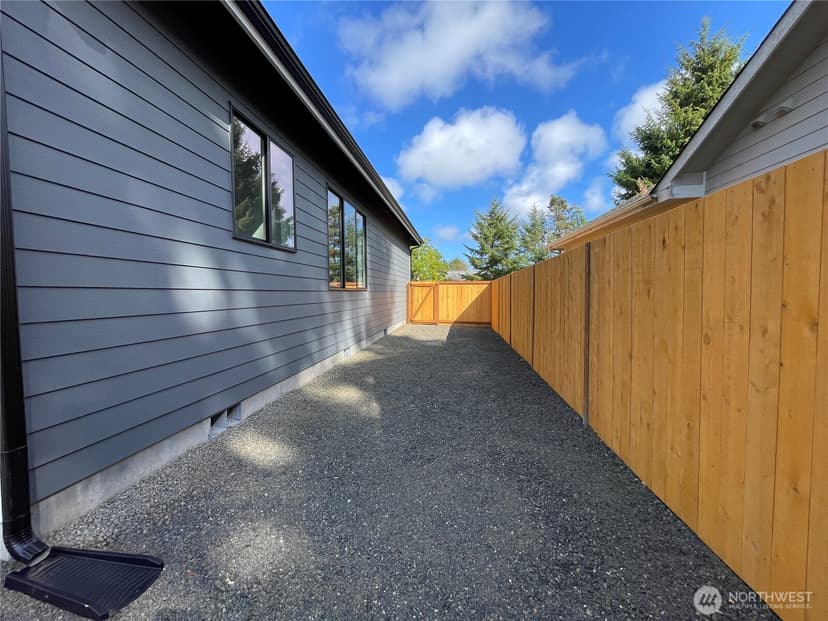 Property photo for 395 Duck Lake Drive NE, Ocean Shores photo 32