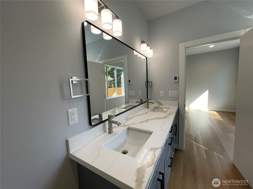 Property photo for 395 Duck Lake Drive NE, Ocean Shores photo 21