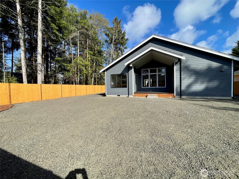 Property photo for 395 Duck Lake Drive NE, Ocean Shores photo 31