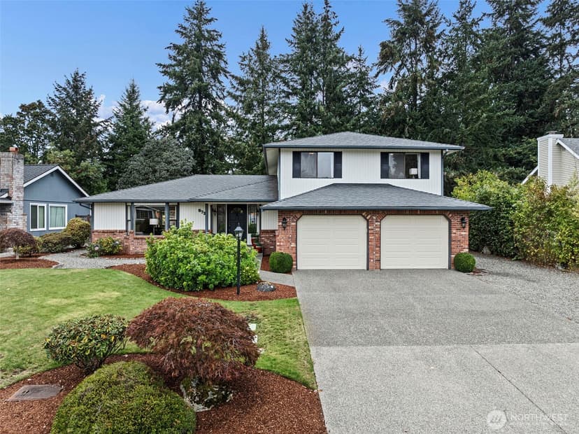 Property photo for 9721 56th Street W, University Place