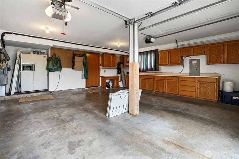 Property photo for 9721 56th Street W, University Place photo 26