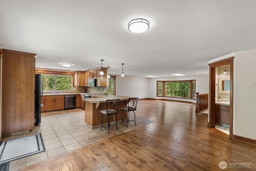 Property photo for 27422 SE 236th Street, Maple Valley photo 10