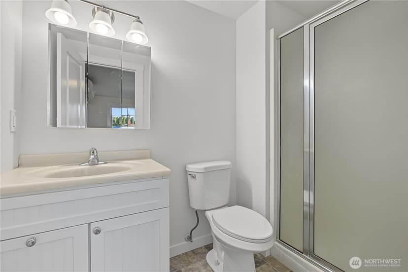 Property photo for 10622 10th Street Ct E, Edgewood photo 16