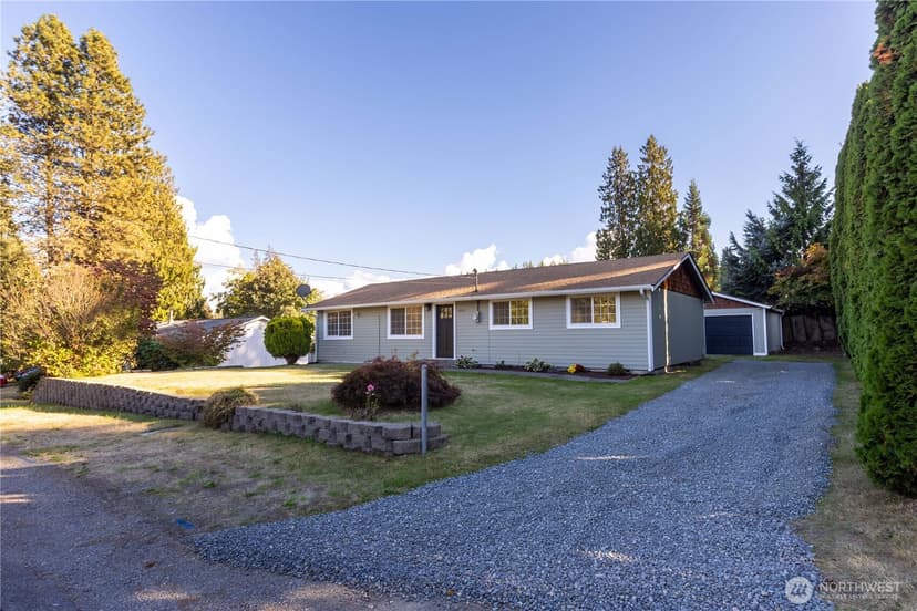 Property photo for 10622 10th Street Ct E, Edgewood