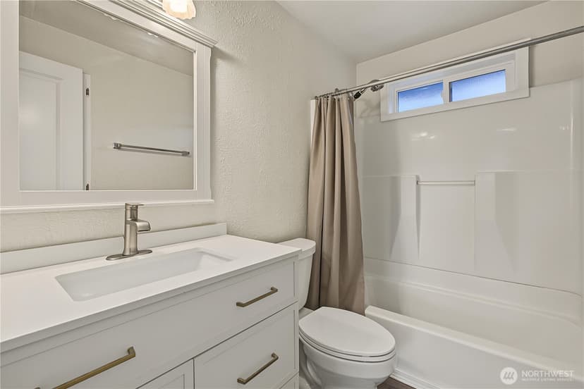 Property photo for 10622 10th Street Ct E, Edgewood photo 20