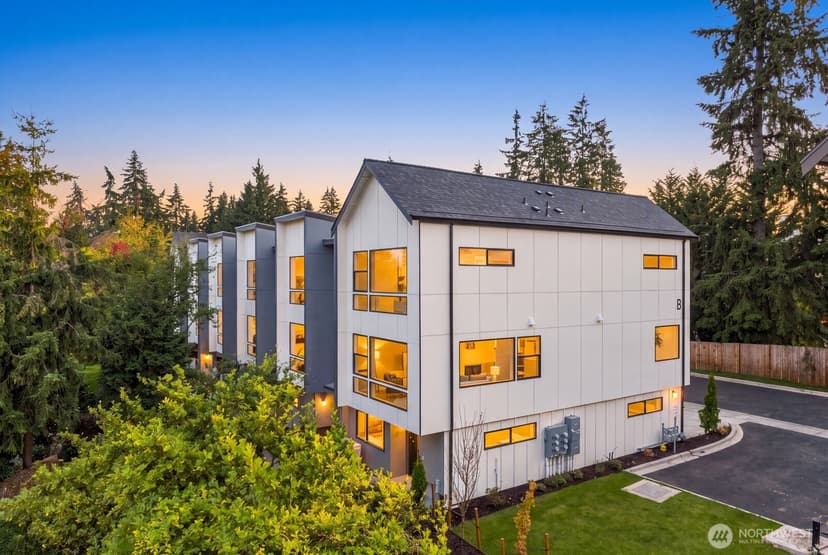 Property photo for 932 Duchess Road #B-1, Bothell photo 39