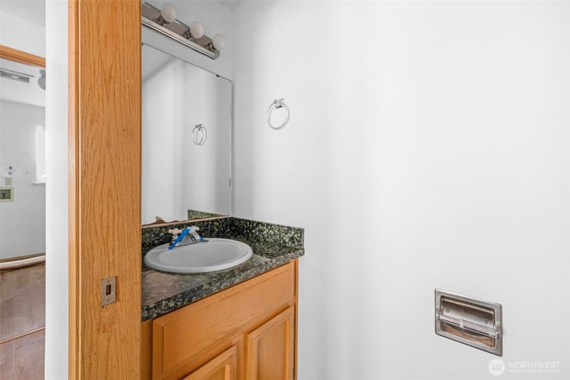 Property photo for 17628 27th Avenue NE, Marysville photo 16