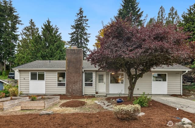 Property photo for 2418 74th Street SE, Everett