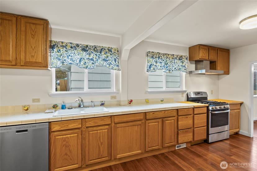 Property photo for 4724 S Findlay Street #A, Seattle photo 9