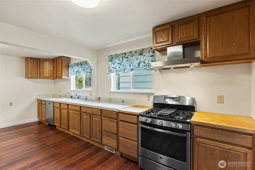Property photo for 4724 S Findlay Street #A, Seattle photo 8