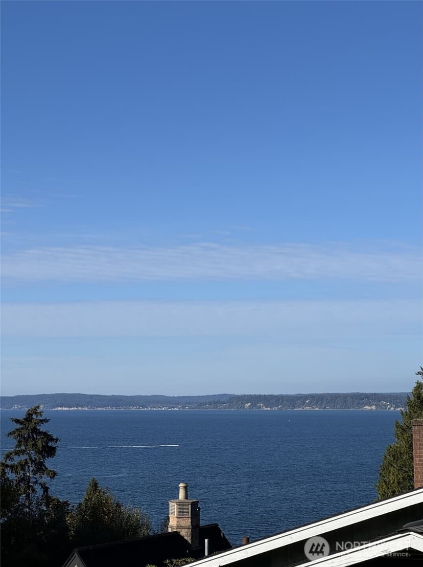 Property photo for 4106 Cliff Drive, Everett photo 14