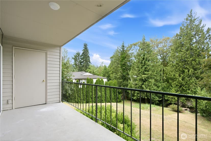 Property photo for 321 Bellevue Way SE #203, Bellevue photo 17