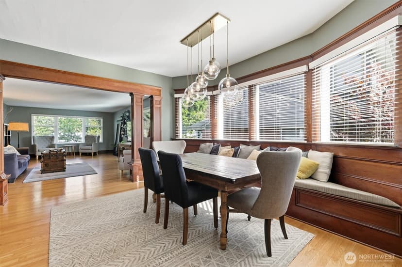 Property photo for 833 NW 64th Street, Seattle photo 10