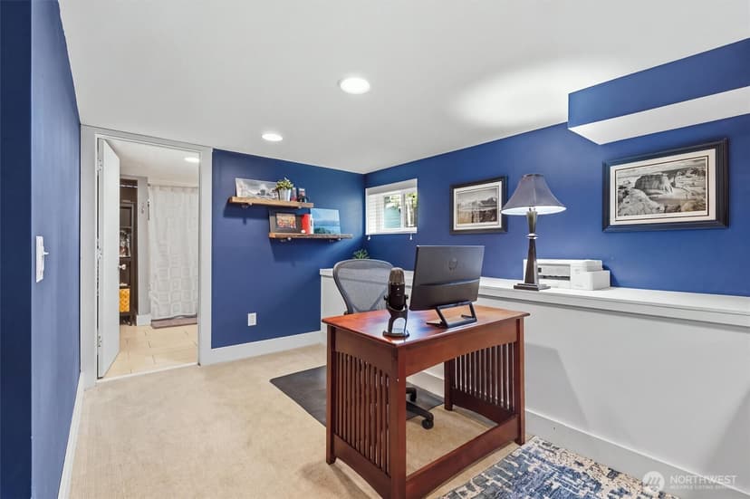 Property photo for 833 NW 64th Street, Seattle photo 23