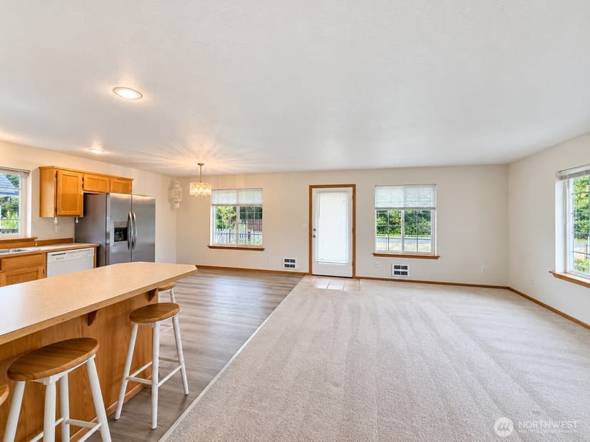 Property photo for 184 S Narwhal Loop SW, Ocean Shores photo 2