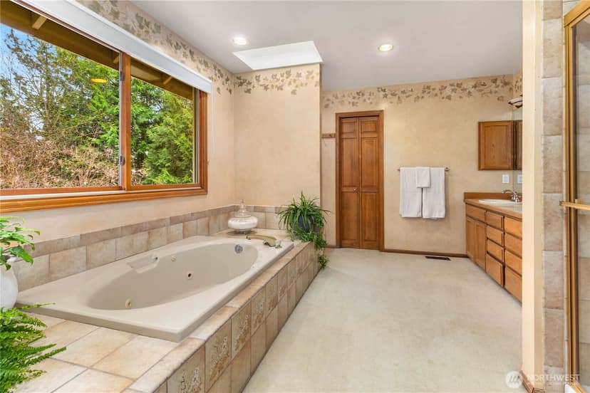 Property photo for 17248 NE 125th Street, Redmond photo 18