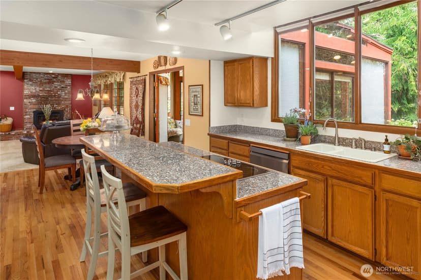 Property photo for 17248 NE 125th Street, Redmond photo 8