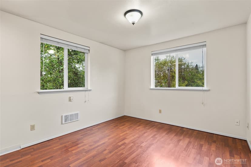 Property photo for 4724 S Findlay Street #B, Seattle photo 5