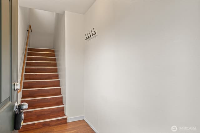 Property photo for 4724 S Findlay Street #B, Seattle photo 3