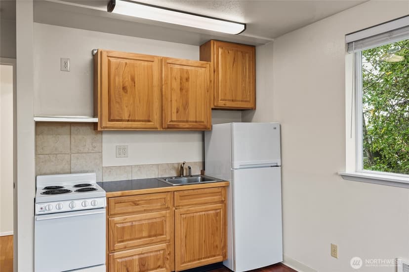 Property photo for 4724 S Findlay Street #B, Seattle photo 7