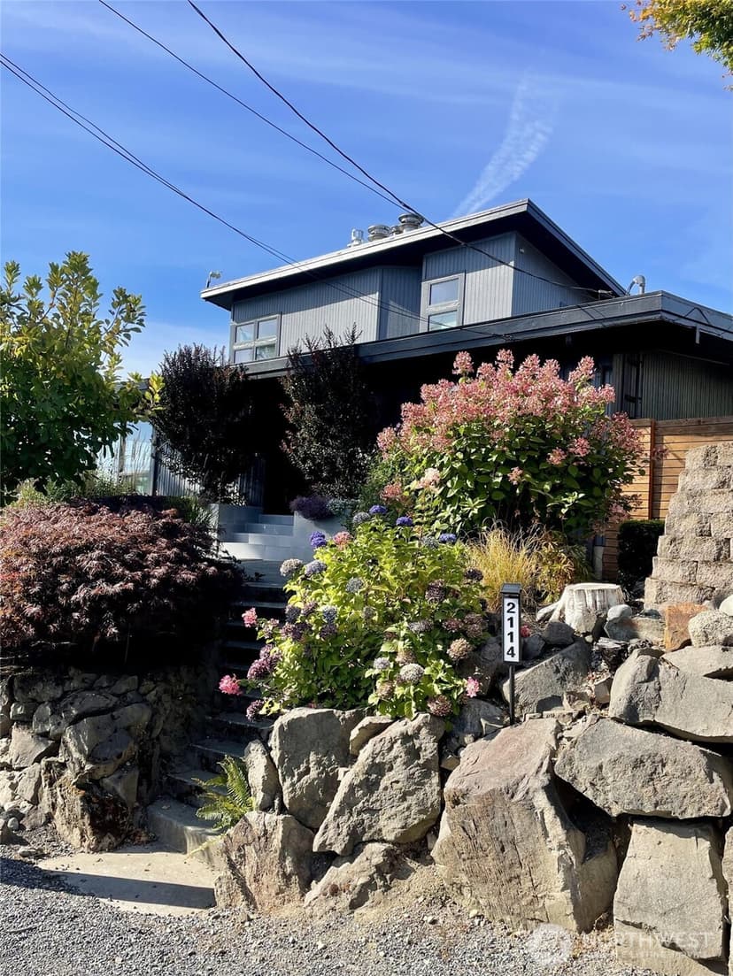 Property photo for 2114 NW 201st Street, Shoreline