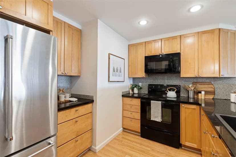 Property photo for 2221 Gilman Drive W #104, Seattle photo 9