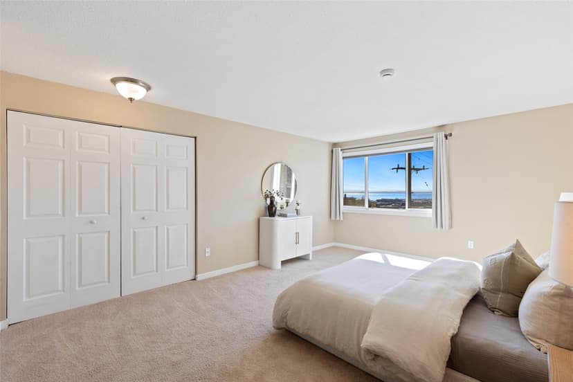 Property photo for 2221 Gilman Drive W #104, Seattle photo 14