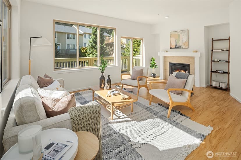 Property photo for 377 NW Pebble Lane, Issaquah photo 5