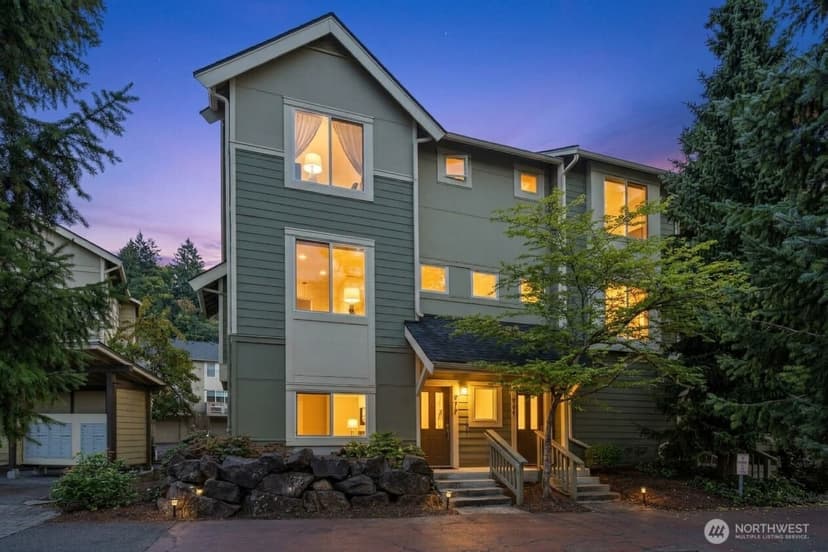 Property photo for 377 NW Pebble Lane, Issaquah