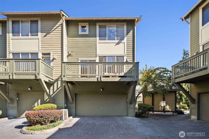 Property photo for 377 NW Pebble Lane, Issaquah photo 27
