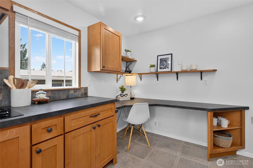 Property photo for 2516 202nd Place SW, Lynnwood photo 19