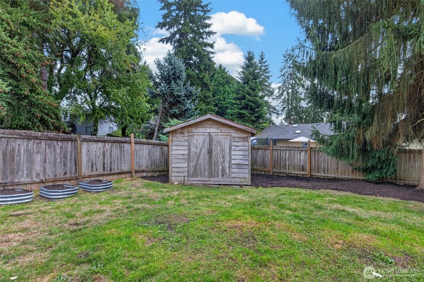 Property photo for 2516 202nd Place SW, Lynnwood photo 34