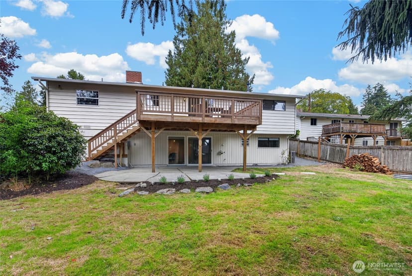 Property photo for 2516 202nd Place SW, Lynnwood photo 33