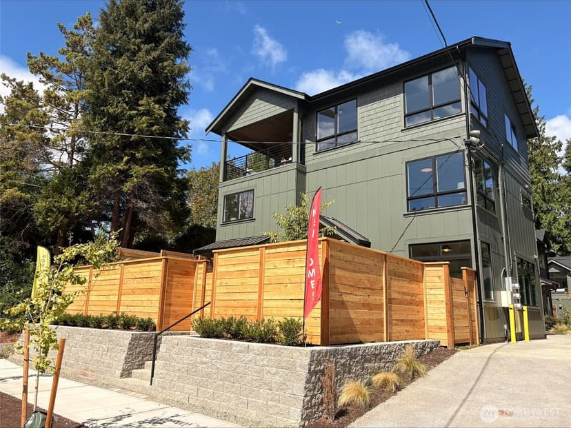 Property photo for 3020 NE 95th Street, Seattle photo 3