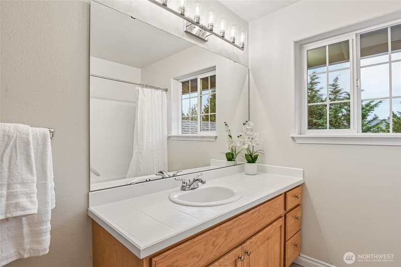 Property photo for 22024 102nd Place SE, Kent photo 32