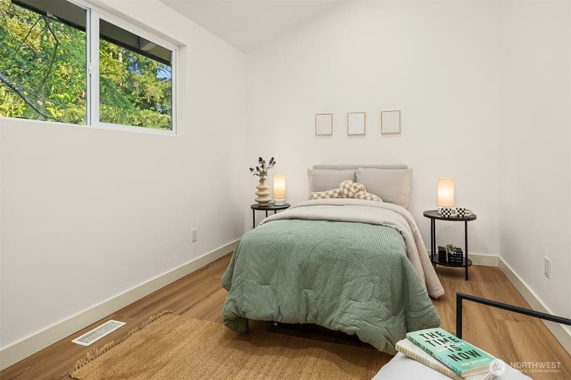 Property photo for 15744 Renton Issaquah Road SE, Renton photo 18