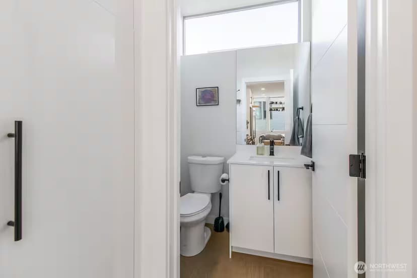 Property photo for 1131 NW 57th Street #B, Seattle photo 8