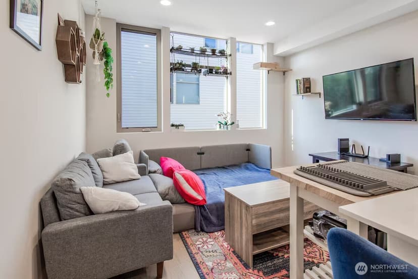 Property photo for 1131 NW 57th Street #B, Seattle photo 4
