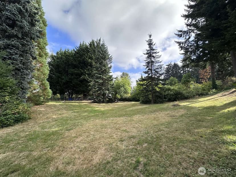 Property photo for 16414 104th Avenue NE, Bothell photo 2