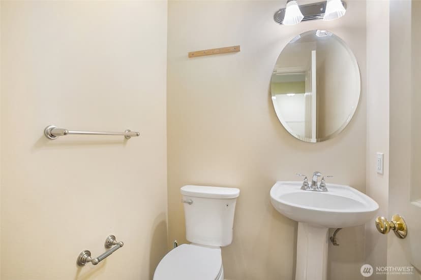 Property photo for 22109 43rd Avenue S, Kent photo 13