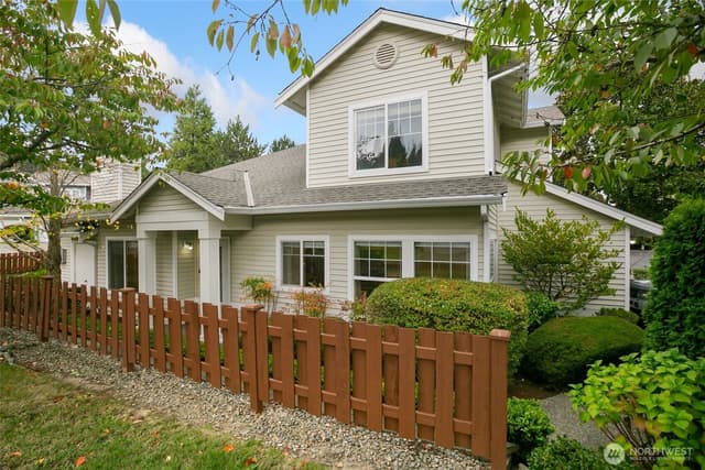 Property photo for 22109 43rd Avenue S, Kent photo 2