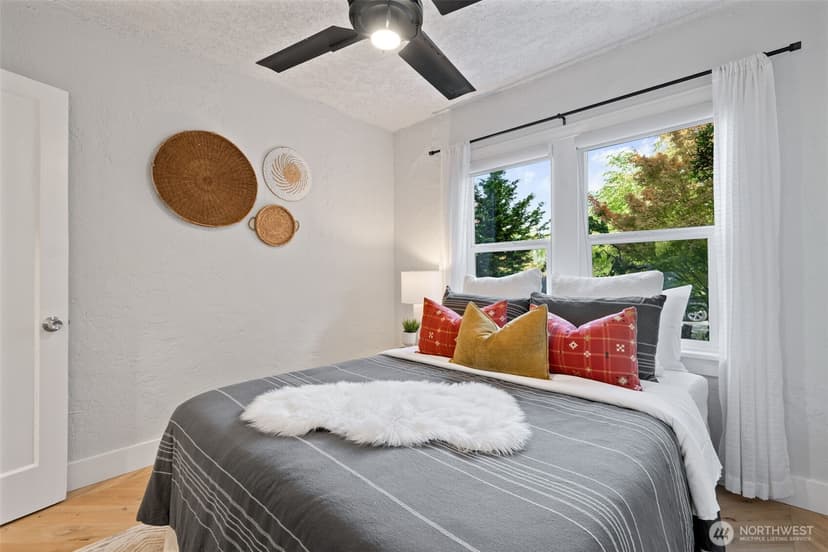 Property photo for 3753 SW Austin Street, Seattle photo 13
