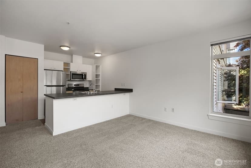 Property photo for 1610 Belmont Avenue #314, Seattle photo 6
