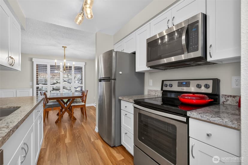 Property photo for 1555 Union Avenue NE #24E, Renton photo 16